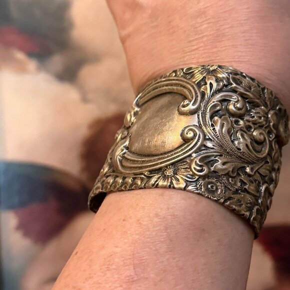 Gorham Sterling Silver Scroll Floral Cuff Bracelet 925 Wide Repoussé Victorian - Picture 8 of 10